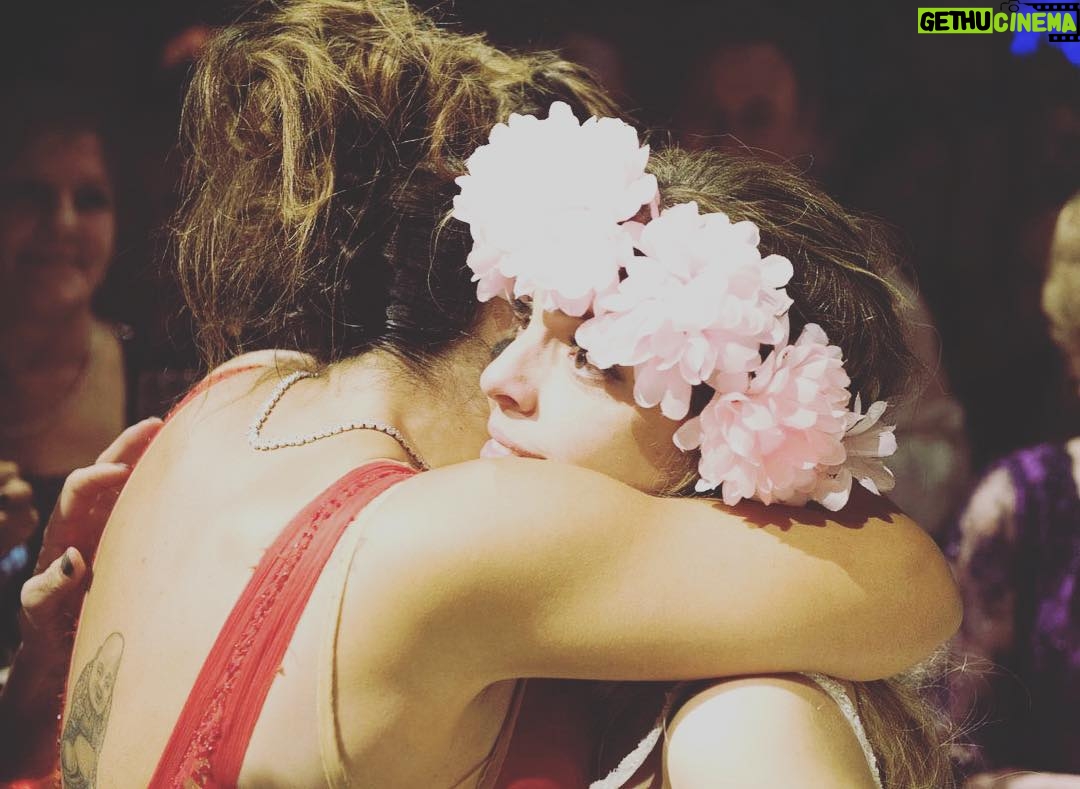Dalma Maradona Instagram - Feliz día a mi cómplice eterna! Con vos TODO, sin vos NADA! @giamaradona