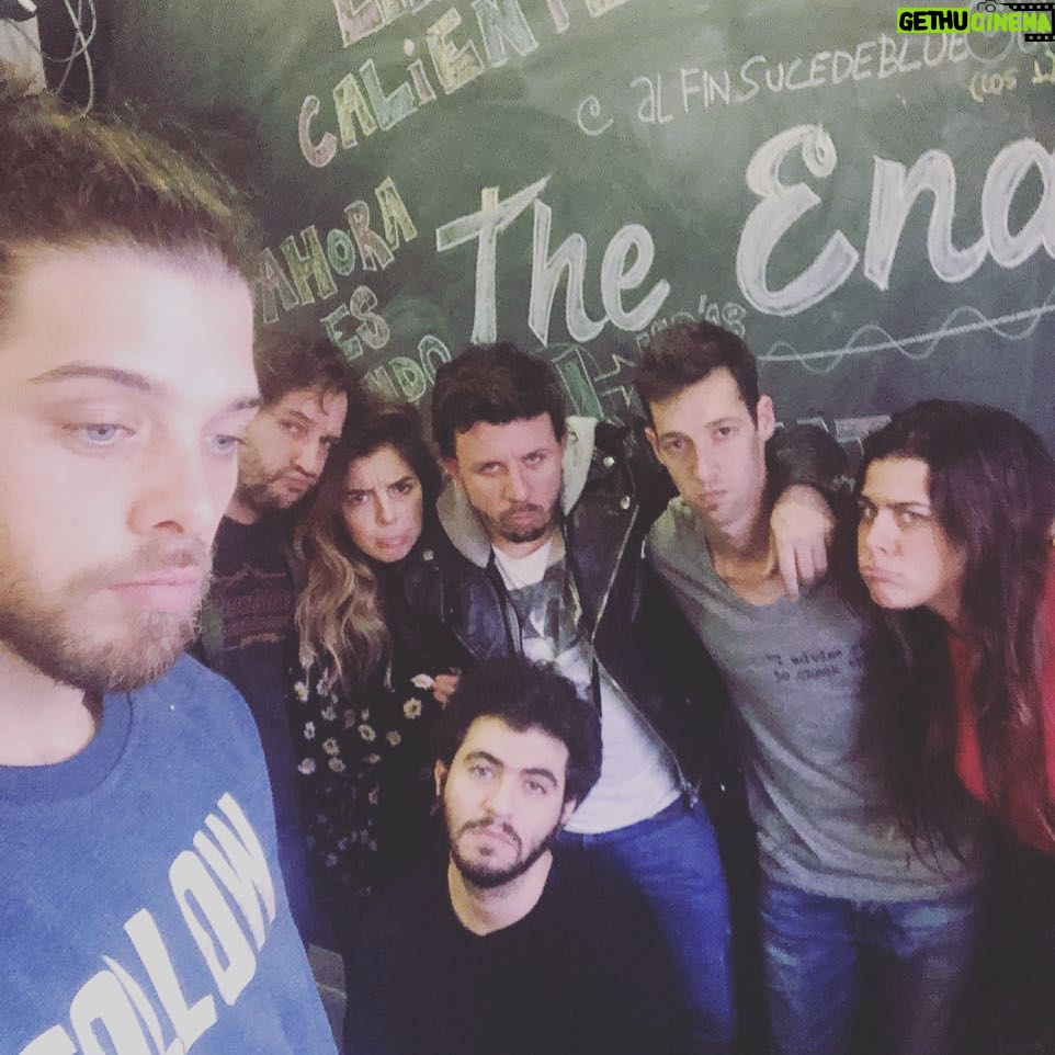 Dalma Maradona Instagram - Todos re tristes porque es nuestro ΓΊltimo programa de @unchinoblue π! Los quiero MUCHOOOOOO ! VOLVEREMOS!!!!!! π€π»π€π»π€π»π€π»π€π»π€π»π€π»π€π»π€π»π€π»π€π»π€π»