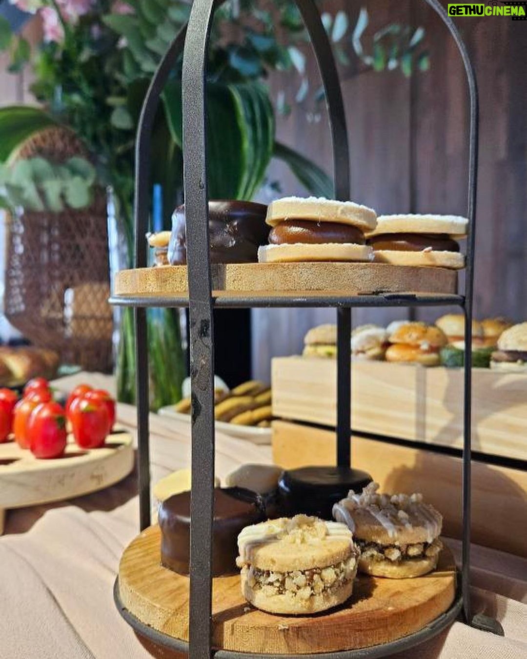 Dalma Maradona Instagram - Todas las delicias a cargo de @marinabechercocina como hace ya varios cumples!