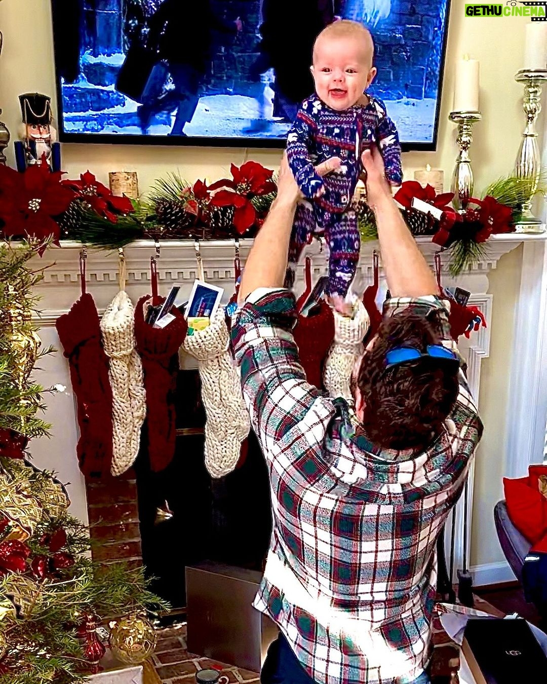 Dan Crenshaw Instagram - Merry Christmas from our family to yours!
