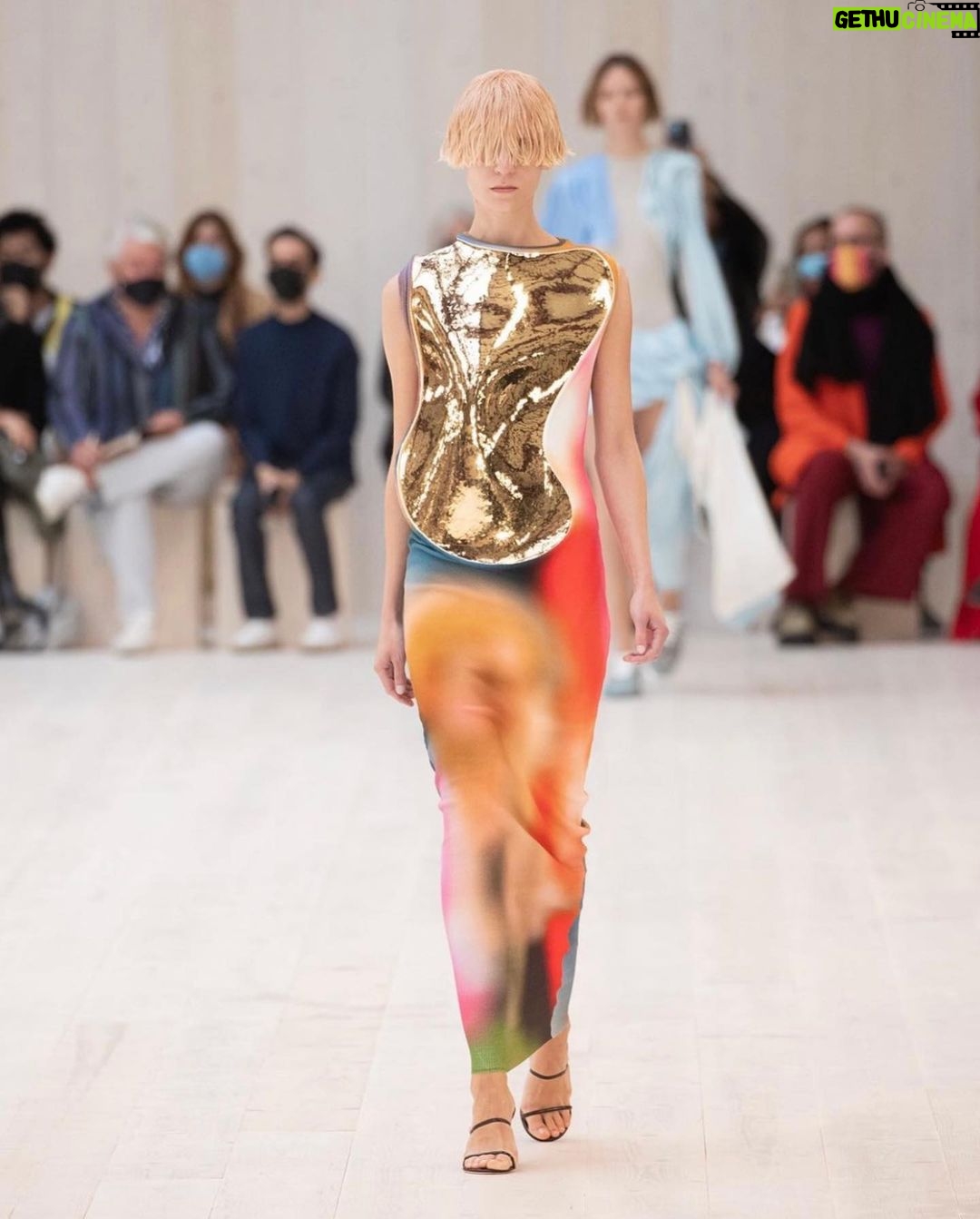 Dan Levy - 260.3K Likes - Thank you @loewe @jonathan.anderson and team for inviting me to your brilliant show and for presenting a beautiful, hopeful, surreal dreamworld I very much would like to be a part of. Thanks to my old pal @tommyton for the pic.🥚🧼🎂