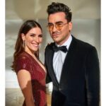 Dan Levy Instagram - We had fun. Thank you @therow for the dreamiest tux a guy could hope for. ✨ Big love to @ecduzit @luckymakeup @ana_sorys @joannavargasnyc for making me look presentable. 📸 @ana_sorys