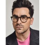Dan Levy Instagram - Had a much needed therapy session with @gq. Link in bio. 📸 @mattymarty ✍🏼 @nolanfeeney 💅🏻 @luckymakeup @ana_sorys