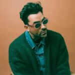 Dan Levy Instagram - I love these new frames. The entire collection is now on sale for a limited time at @dleyewear. Hope everyone had a safe and happy long weekend. 📷 @gemmadwarren