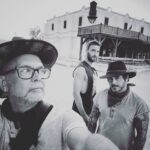 Dani Rovira Instagram – Titula esta foto. 

#Holidays 🚫 Desierto de Tabernas, Almería