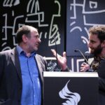 Dani Rovira Instagram - Ayer fui a entregar un premio a una de las personas que más quiero y admiro en esta profesión y en la vida. Qué bonita y divertida es la vida contigo, Karrita. Gracias al @festivalcinealicante por hacer posible este momento y por vuestro 20º Aniversario. 😂 ( 📸 @shootori_ ) ( 👔 @eltendereteshop)