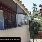 Dani Rovira Instagram – • @fundacionochotumbao Qué inmensa es la felicidad que sentimos cuando la energía puesta en una causa se materializa en la realidad. 💫 ¡Justo lo que hemos vivido con @salvandopeludos_elcampito! 🐗🐶 

Nuestros patronos @danirovira y @d10solano han visitado las instalaciones recién ampliadas gracias a la recaudación del espectáculo solidario ‘Faltándonos al respeto’. 🎭 

Podríamos hablar de la cantidad recaudada -8.027 euros, ¡GRACIAS! 🙌-, pero el significado es mucho mayor: bienestar y seguridad para decenas de animales. 🐈

Gracias a nuestros amigos del alma @arturogcampos, @jj_vaquero e @inakiurrutia por subirse al escenario con nuestro cofundador y hacer magia desde el humor y la solidaridad. 🫶

En estas 📷 podéis ver un poquito más de esta visita. 🧡 ¡GRACIAS por ayudarnos una vez más a ayudar!

#Ochotumbao