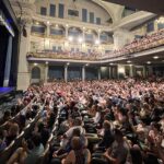 Dani Rovira Instagram – Qué felicidad es siempre actuar en Barcelona. 
@mianofavorito @arturogcampos 
@manquitaproduc 
@mpcmanagement 
@javitatay3 Teatro Coliseum Barcelona