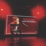 Dani Rovira Instagram – Ayer pusimos la primera piedra de lo que será el nuevo show. Todo por hacer. Pero nacieron cosas e ideas muy chulas. Agradezco al público que vino y sabiéndolo entender y abrazando las costuras y los pespuntes que estaban tan a la vista. Qué feliz soy en un escenario. 
GRACIAS