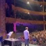 Dani Rovira Instagram – Qué felices fuimos el Viernes y el Sábado en Bilbao. Dos llenos de piel de gallina. Público espectacular. GRACIAS.
@mianofavorito 
@arturogcampos 

@manquitaproduc 

@javitatay3 Teatro Campos Eliseos. Bilbao