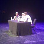 Dani Rovira Instagram - • @fundacionochotumbao Desde el escenario, compartiendo humor y solidaridad con miles de personas: así despedimos la 11ª edición de las galas “¿Quieres ayudar conmigo?” 🧡 😍 Gracias @arturogcampos por tu generosidad infinita al acompañar un año más a nuestro cofundador @danirovira en su ciudad natal que tanto te quiere, #Málaga 📍 🎭 Gracias por sumaros a esta galas tan especiales para nosotros @rafa1villena, @tomasada, @manolosarriatv y @chambao_oficial. 🎤 Gracias a @manquitaproduc, @joselitorovira y @javitatay3 por hacerlo posible. 🙌 Gracias a nuestrxs voluntarias y voluntarios por apoyar a Efemérido en la venta del merchan solidario. 🫂 Y sobre todo, GRACIAS a todxs los asistentes por ayudarnos a ayudar a nuestras 12 asociaciones malagueñas : @adanermalaga @asociacionaltamar @downmalaga @malagaacoge @angelesnoche @asoc_avoi @jomad_malaga ocupa_2 @aspaym.malaga @somosnupa #Al-Farala @protemlg GRACIAS siempre por ayudarnos a ayudar. 🫶 ¡Seguimos! #Ochotumbao