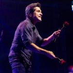 Daniel Instagram – Como fica o coração quando o Daniel chega pertinho com essa rosa? 🌹❤️ Foto: Marcos Oliveira @marcosoliveirapht / Espaço Unimed @espacounimed