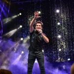 Daniel Instagram – Obrigado por essa primeira noite linda e incrível Rio Verde/GO!! Confiram o álbum completo do show de ontem no: fb.com/CantorDaniel e www.daniel.art.br ❤️🌹

Fotos: Vandinho Tellis 
. . . 
#IngressosEsgotados #DanielNaEstrada #Daniel40Anos #DanielCelebraJoãoPauloeDaniel #ProduçãoDaniel Rio Verde, Goiás