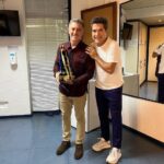 Daniel Instagram - @lucianohuck, meu amigo! Agradeço profundamente pela tua amizade e apoio inabalável. Nossa Senhora tem sido nossa inspiração, guiando-nos com amor e compaixão. Que essa amizade perdure, fortalecendo-nos na fé sempre. Obrigado por ser parte essencial da minha jornada ao longo desses 40 anos de carreira. Que Nossa Senhora Aparecida te abençoe abundantemente e cubra sua família e equipe com seu manto sagrado de amor. Com Deus!! ❤️🙌🏻 Estúdios Globo