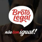 Daniel Instagram - Natal é momento de união com a família, de bênçãos, de celebrar a vida e de agradecer! ❤🎄 A @brotolegalnaotemigual e o @cantordaniel valorizam a importância desse momento único e iluminado! Por isso, queremos desejar a você e a sua família um Natal abençoado, iluminado e de muita união! Feliz Natal! ✨❤🎄