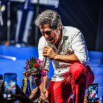 Daniel Instagram - A cidade de Cuiabá/MT nos recebeu de braços abertos, e a paixão que sentimos da plateia foi verdadeiramente inspiradora. Agradecemos por cantarem, dançarem e compartilharem momentos memoráveis. Vocês fazem toda a diferença, e é graças a fãs tão incríveis como vocês que amamos fazer o que fazemos. Confira no Facebook e no Site [link na bio] o álbum completo. Estamos profundamente gratos por todo o apoio e carinho. ❤️🌹 Fotos: Vandinho Tellis . . #DanielNaEstrada #Daniel40Anos #DanielCelebraJoãoPauloeDaniel #ProduçãoDaniel Cuiabá MT