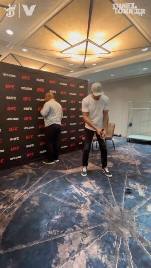 Daniel Cormier Instagram - This Guy Alex has a jokester side to him, they got me. My check in with Poatan is live at the top@of the hour 6pm eastern/ 3pm pacific at the link in my bio. Trust me he said ,I was real scared lol