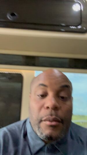 Daniel Cormier Instagram - Ok last one had no volume. Unbelievable lol. My instant reaction to Makhachev vs Volk 2 is live in 5. 11am eastern/ 8 am pacific. Link in my bio