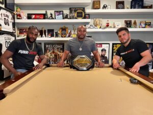 Daniel Cormier Instagram - A year ago I took the Funkmaster to Henry CeJudo house. It was all fun and games when it was just a thought. Tonight we finally get the pay off. Talk about a slow build. They were friendly here but watch the timeline. From this to DC and RC and my check ins this week. These guys don’t like each other. Check out all the content surrounding this massive fight on my YouTube channel and at Espnmma for the DC&RC interview. @funkmastermma @henry_cejudo #ufc288 @thevolumesports my YouTube link to interviews is in my bio