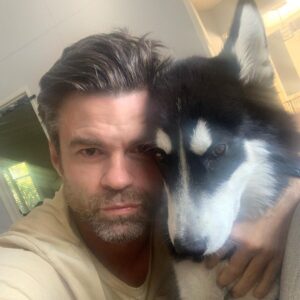 Daniel Gillies Instagram - winston in 3 months.

❤️