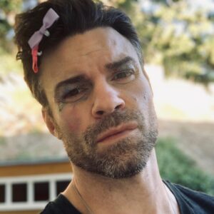 Daniel Gillies Instagram - ‘how do I look?’
‘pretty fancy’
‘fancy? like... space-warrior-fancy’

**6 year-old daughter visibly winces with glee**

‘dear god, what did you —?’
‘DADDY DON’T LOOK!’