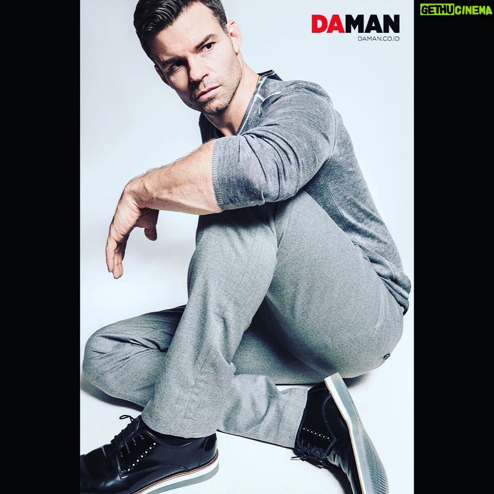 Daniel Gillies Instagram - cc: jeff bezos @jeffbezos http://daman.co.id/the-vampire-diaries-and-the-originals-star-daniel-gillies-spills-his-career-and-humanitarian-story/