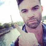 Daniel Gillies Instagram - huge in paris. thank u @ultimeventz