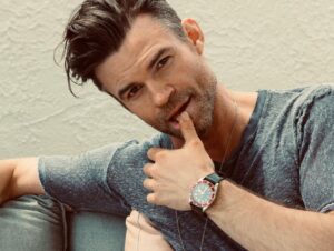 Daniel Gillies Instagram - have some interesting things to share with you lunatics fairly soon… 

have a beautiful day 
❤️

📷 @danielgarriga_nyc 
@hype_photo_