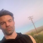 Daniel Gillies Instagram - winston julia joshua tree ❤️❤️❤️
