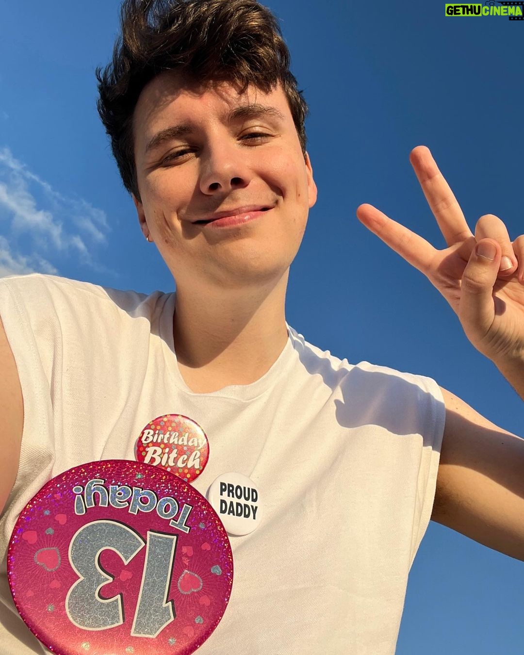 Daniel Howell Instagram - another fucking year