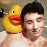 Daniel Howell Instagram - having a romantic bath with this special guy