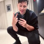 Daniel Howell Instagram - tour style concept: philosophical comedian giving apocalyptic cultist but also YA protagonist in third book ready to fight against some kind of dystopian government