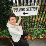 Daniel Howell Instagram - i’m wet for democracy