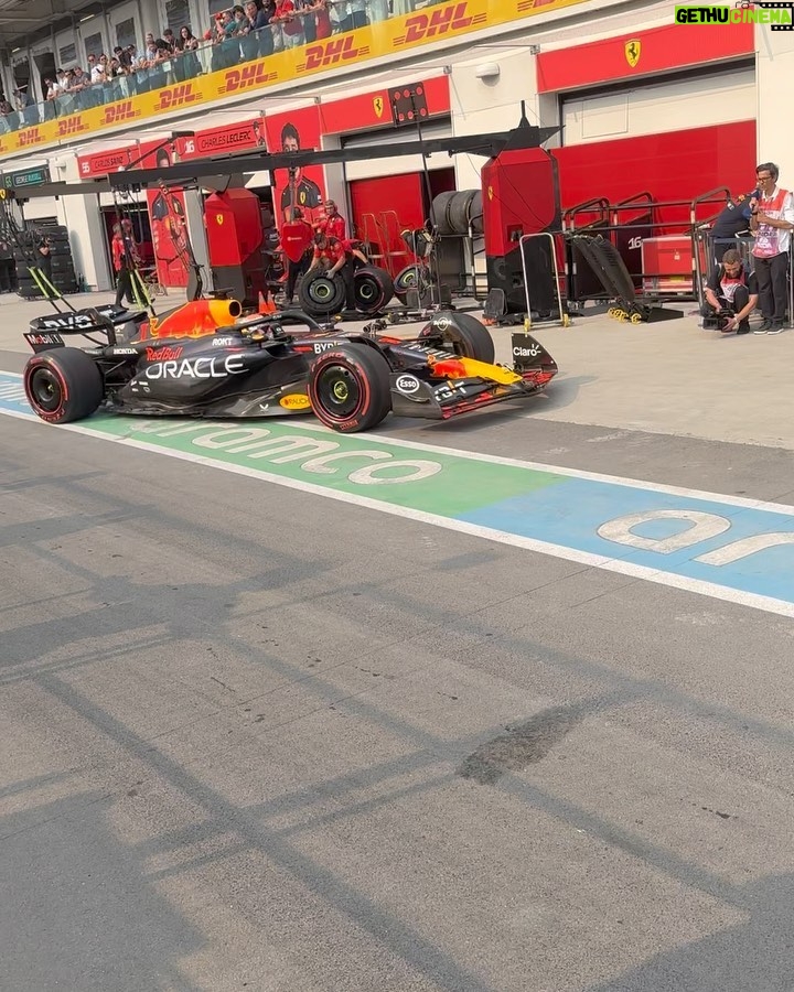 Daniel Ricciardo Instagram - Maple syrup & Montréal