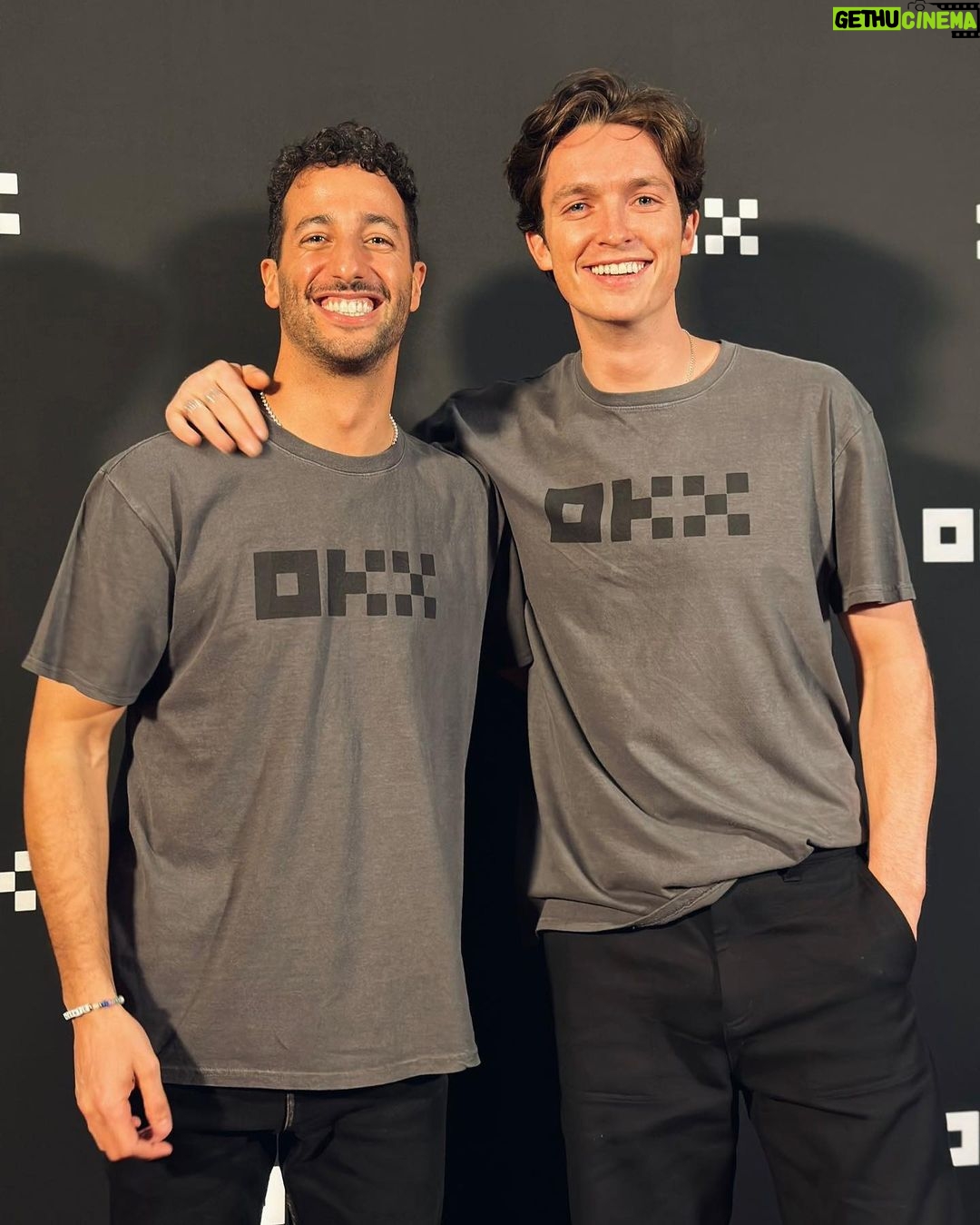 Daniel Ricciardo Instagram - Great night with @okx_official. Excited to visit their new office in Oz when it opens 👏🏼