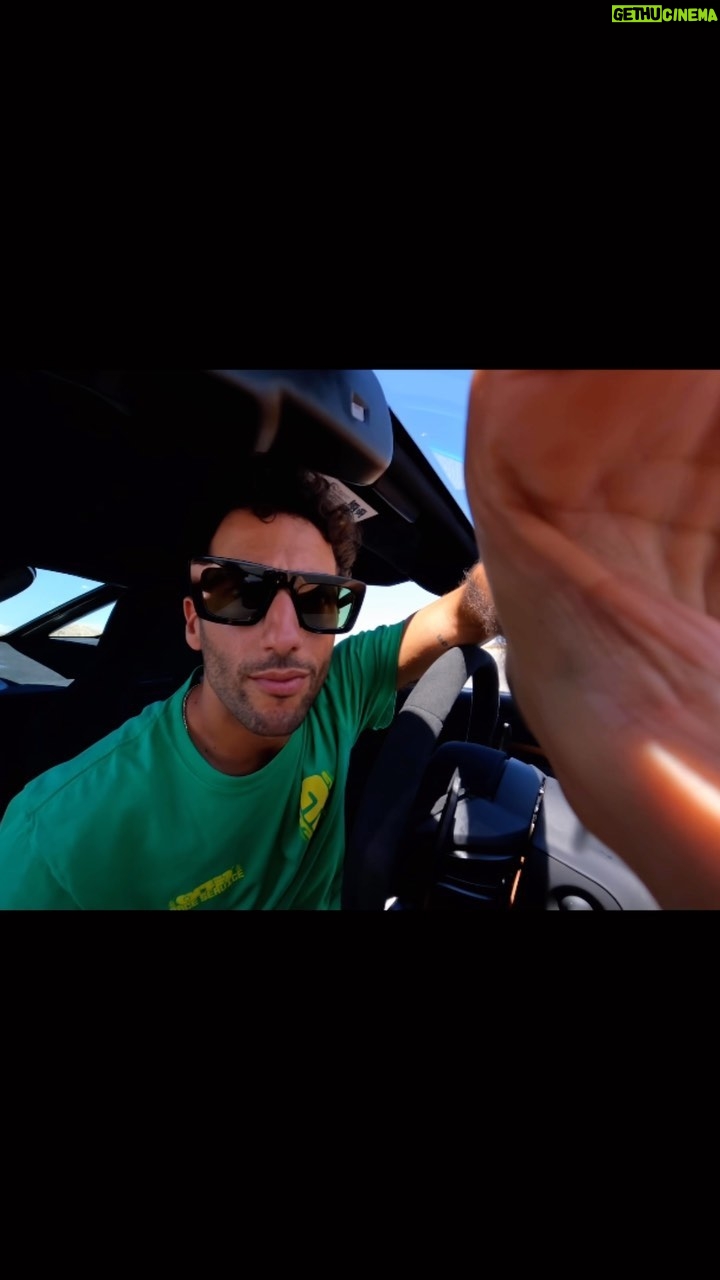 Daniel Ricciardo Instagram - A little smoke and sideways with the #HERO11Black Mini. @gopro coming up with the goods again! #hero11mini