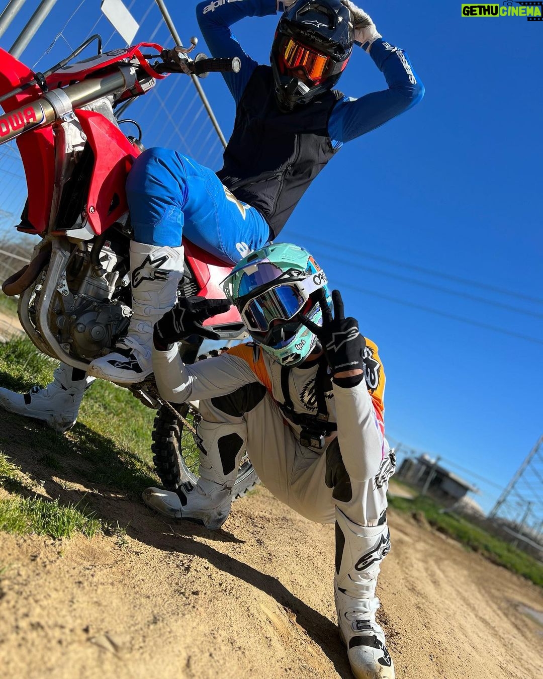 Daniel Ricciardo Instagram - We like moto. We don’t ride enough. But we like. And we look sick.