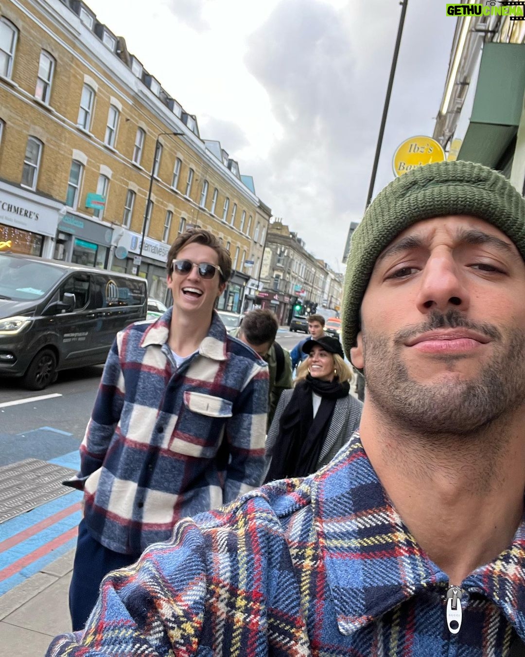 Daniel Ricciardo Instagram - Livin of late