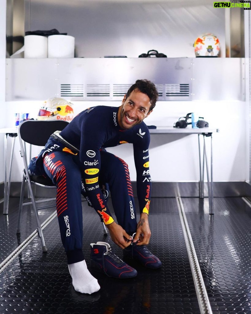 Daniel Ricciardo Instagram - When the news drops that you’ll be back on the #F1 grid at the next race… @ChristianHorner commented: “It’s great to see that Daniel hasn’t lost any of his form while away from racing. We are very excited to see what the rest of the season brings for Daniel on loan at @alphataurif1.” #F1 #RedBullRacing #DanielRicciardo