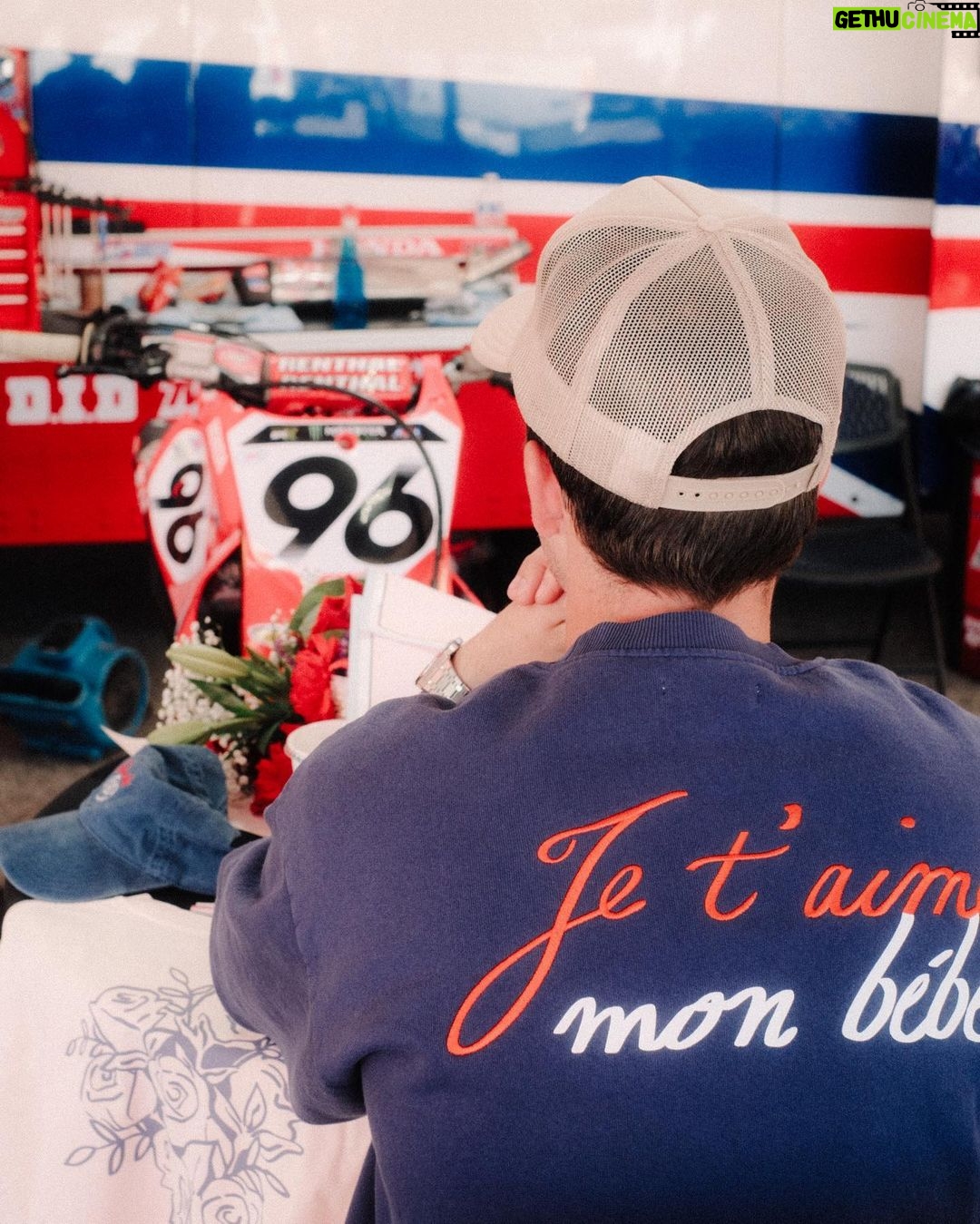 Daniel Ricciardo Instagram - @enchante x @alpinestarsmx for @hunterlawrence 🥰