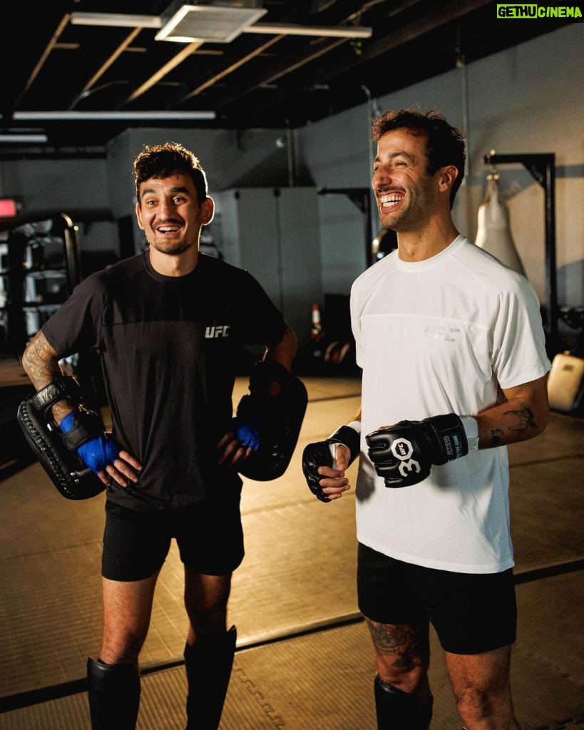 Daniel Ricciardo Instagram - Ready for the week after training with @blessedmma and @easportsufc 🥋 #UFC5