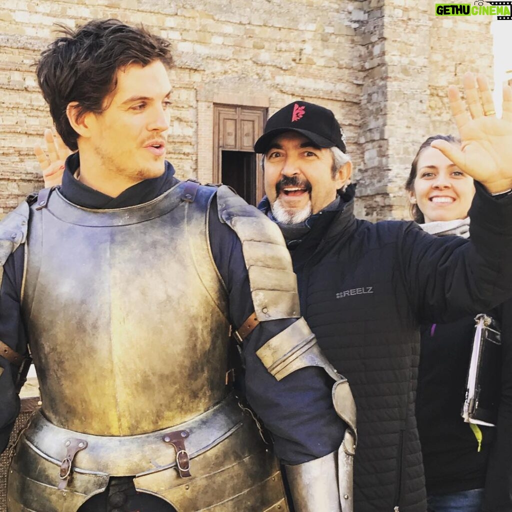 Daniel Sharman Instagram - Medici . Netflix. In the fall. First 4 episodes directed by this lovely fella @joncassar . Montepulciano