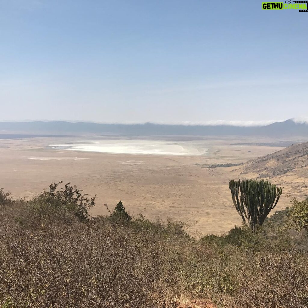 Daniel Sharman Instagram - Road -> Tanzania 🇹🇿 Ngorongoro