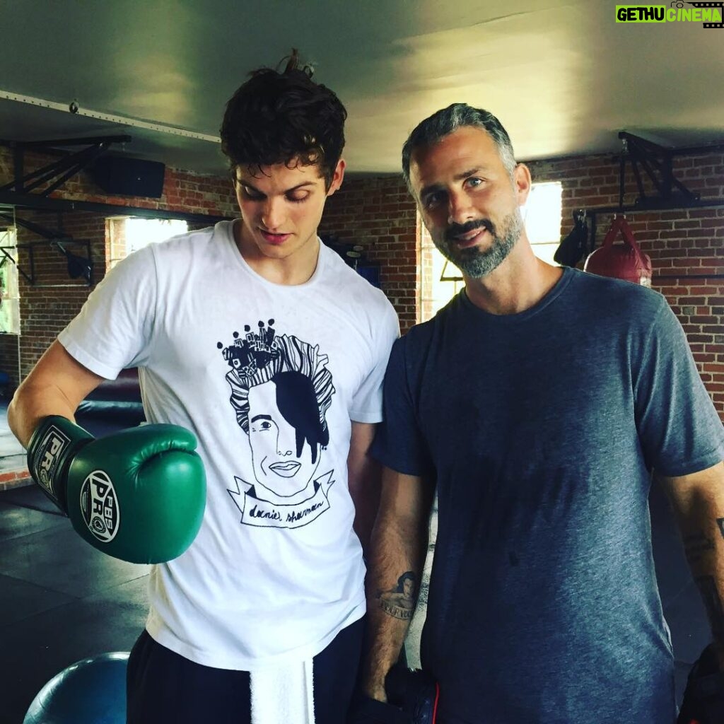 Daniel Sharman Instagram - BUY A CFF T SHIRT IN THE NEXT 24 hours . And you can win this very sweaty signed shirt . Go to the link above and help Cystic fibrosis Foundation . And have an awesome sweaty t shirt. @farhoudifitness wants one you can tell