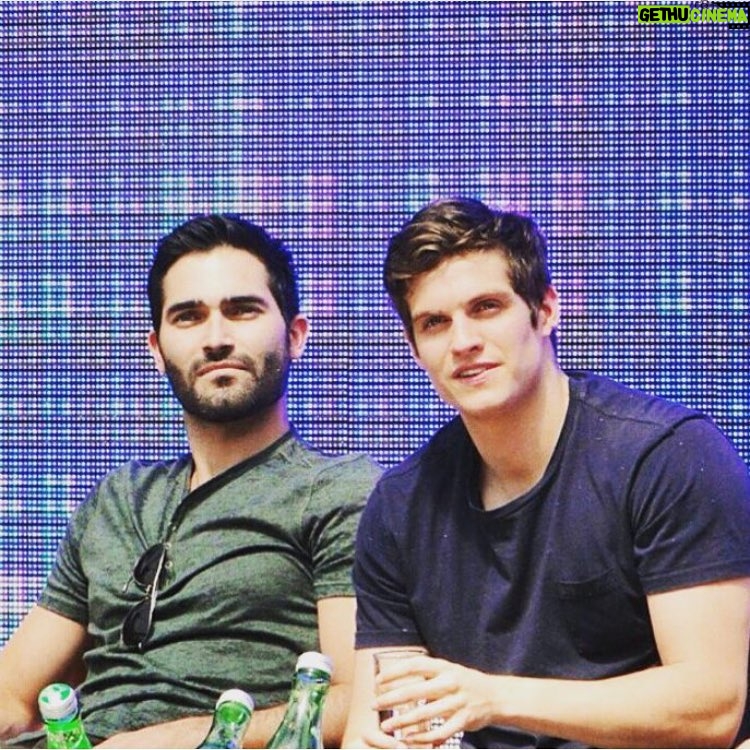 Daniel Sharman Instagram - The boy Heck @tylerl_hoechlin