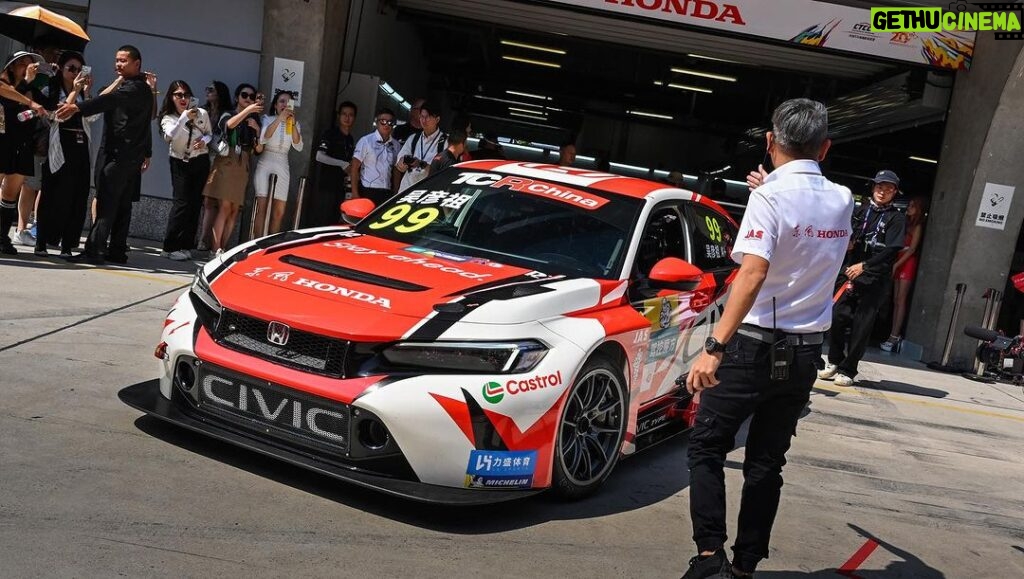 Daniel Wu Instagram - Wow what an experience! 2 races in the China Touring Car Championship. Race 2 did not go well for our Dong Feng Honda team. @martin_xxz and I both had problems with our launch control systems that had us both chasing back lost positions. Martin got hit in the side which set him far back in the AM zone. @jackyoung_62 vying for a 3rd place position, got knocked off the track ending up in 9th. The bad start put me in last but I was able to battle back 6 spots to 23rd but not without inflicting some damage on the second to last lap. Sorry to #37 for the love tap! That was probably the most aggressive race I have ever driven thus far. When I started this racing journey just 3 years ago, I never dreamed I would have the opportunity to race for a factory team. Of course I wish I could have done better but what’s important is I learned so much in a very short time. Dong Feng Honda, the Macpro support team, the @jas.motorsport engineers and drivers Martin and Jack all made the biggest effort to make me feel welcome and part of the family. I can’t wait to do more!! #DengFengHonda #ChinaTouringCarChapionship #CivicTypeR #CTR