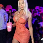 Daniella Chávez Instagram - Quién me acompaña a la próxima @bresh ? 🌸🌸🌸