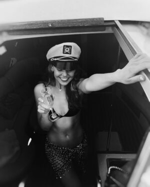 Danielle Campbell Instagram - Call me Captain ⚓️