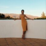 Danielle Campbell Instagram – 🧡