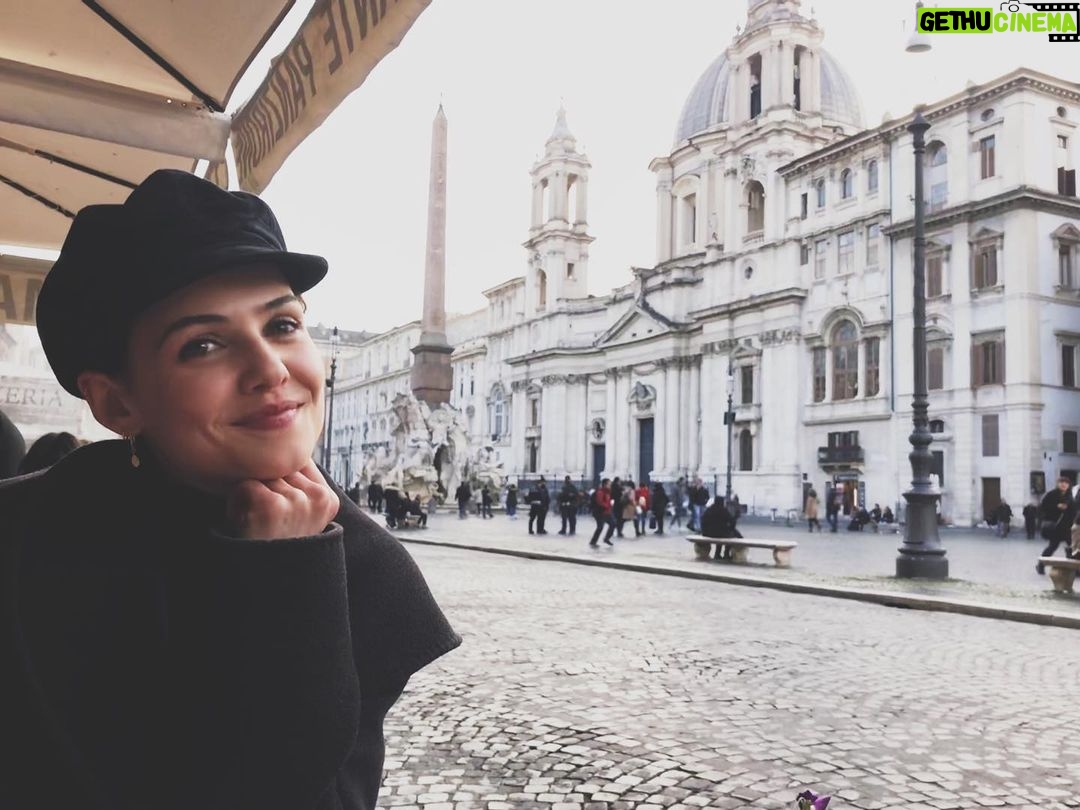 Danielle Campbell Instagram - Happiness? Yes. Yes I believe so.